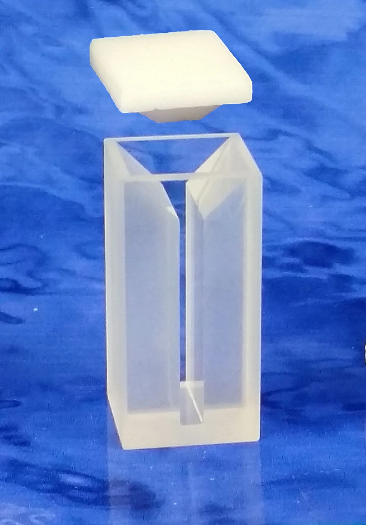 17UV10-FF.jpg