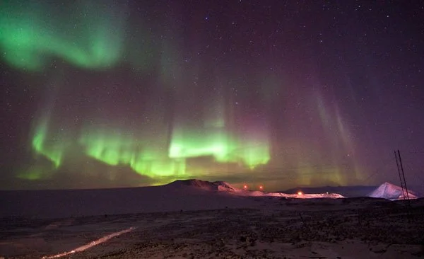 McMurdo-Aurora-small.jpg