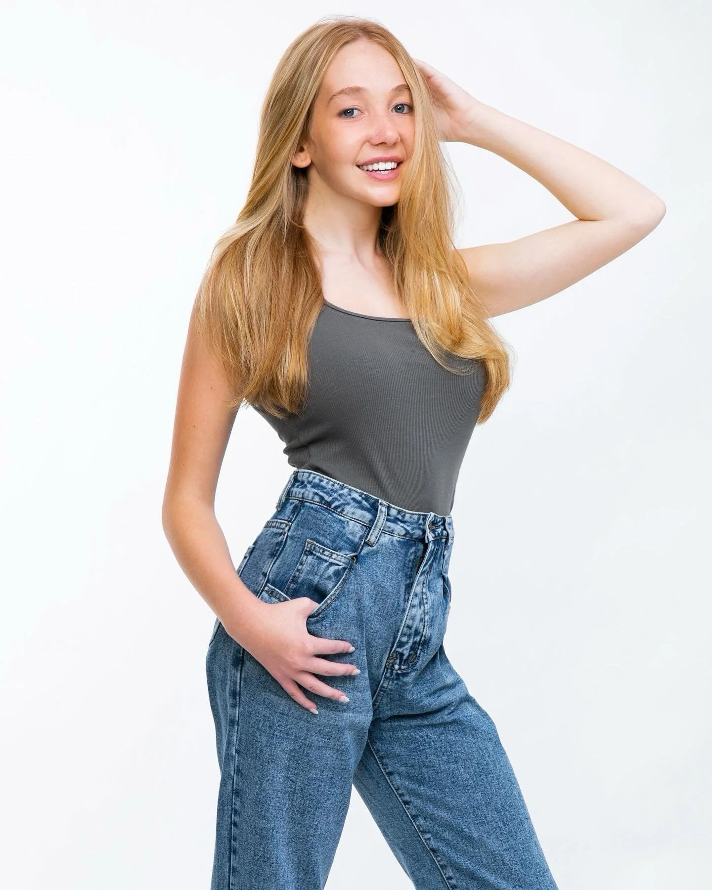 ChloeAMartin_45522660_387228ACFA6D4E518F32C24DE3BD3116.jpeg