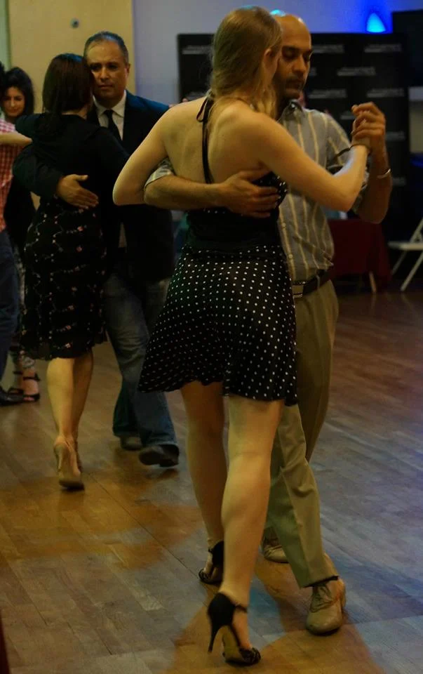 tango10.jpg