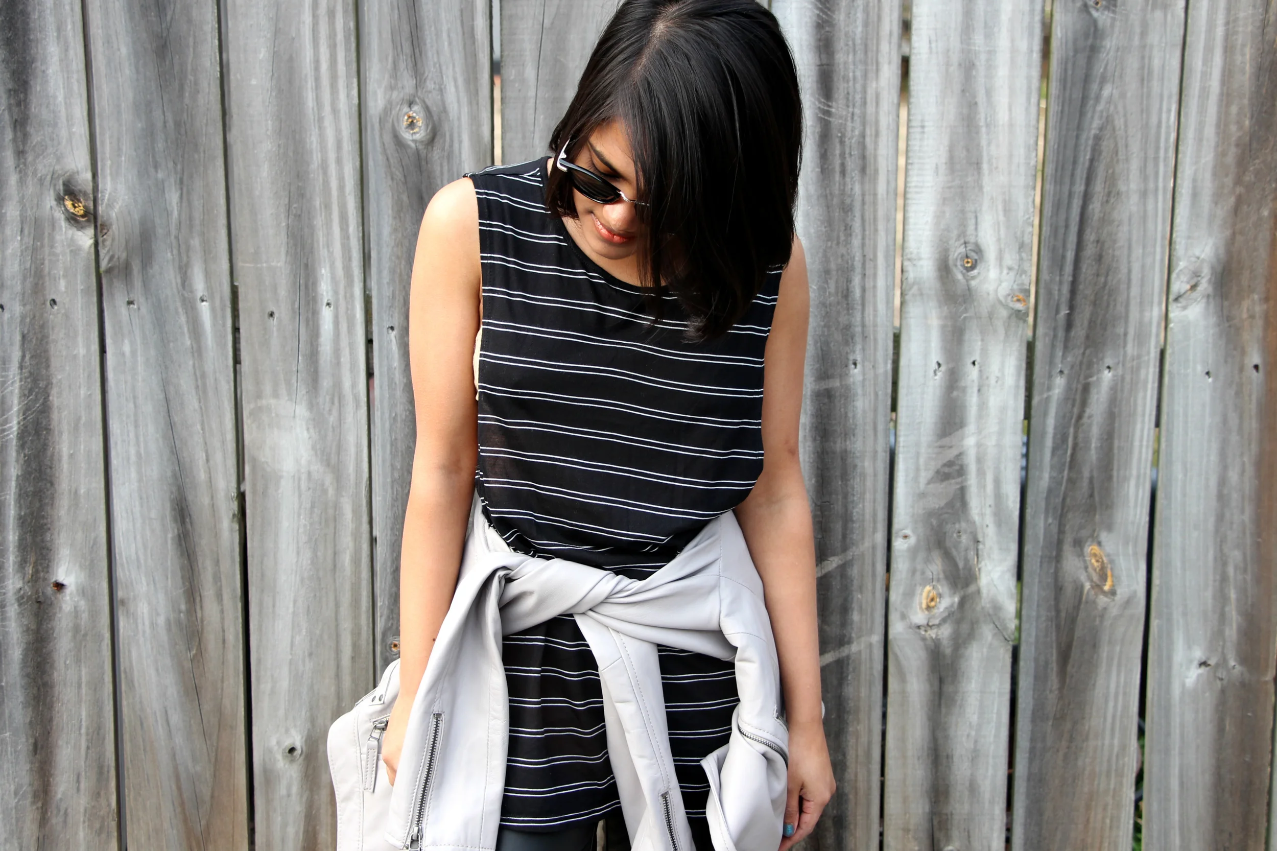 black-white-stripes-monochrome-muscle.jpg