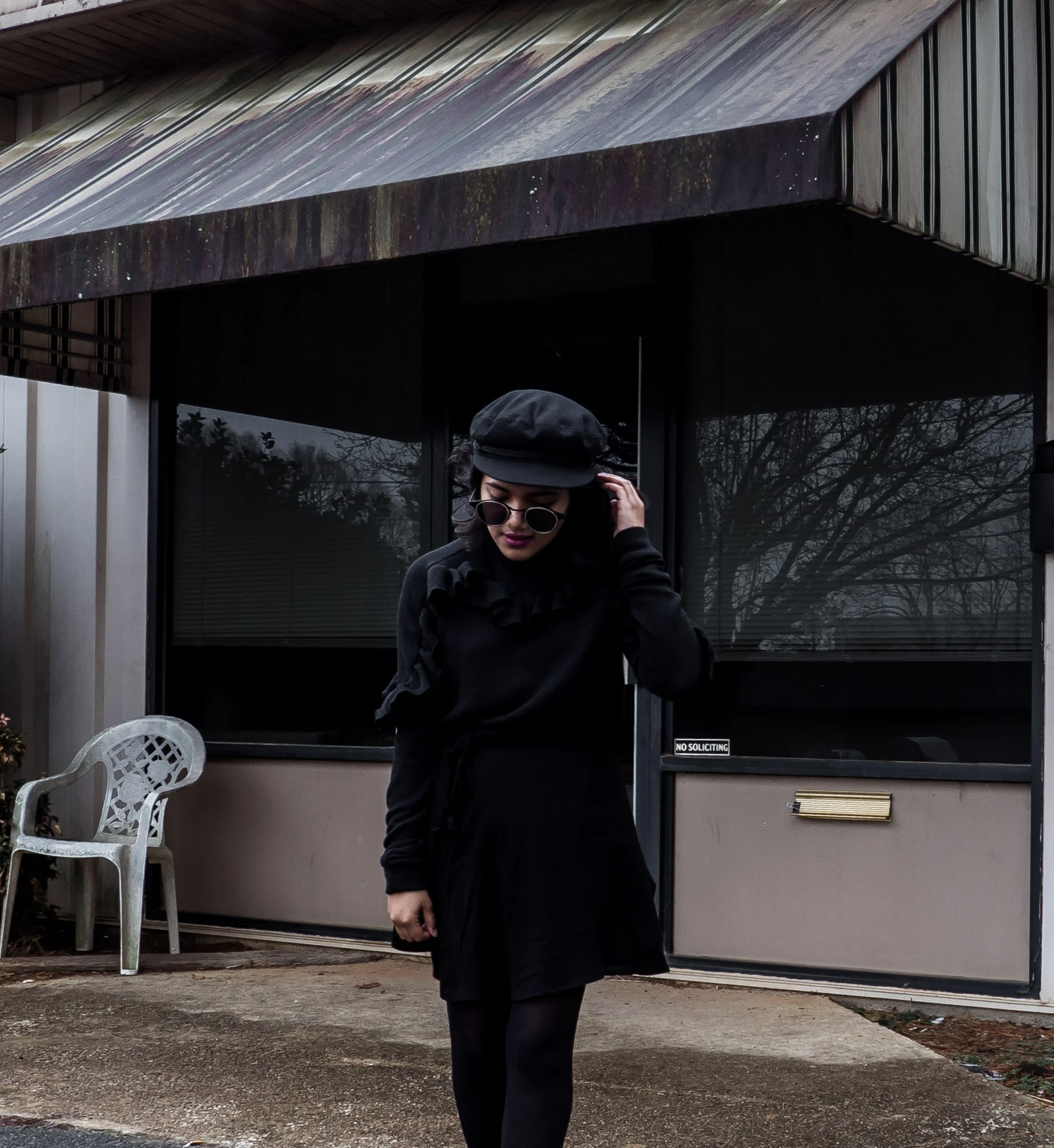 All Black and a Bit of Ruffle-6.jpg