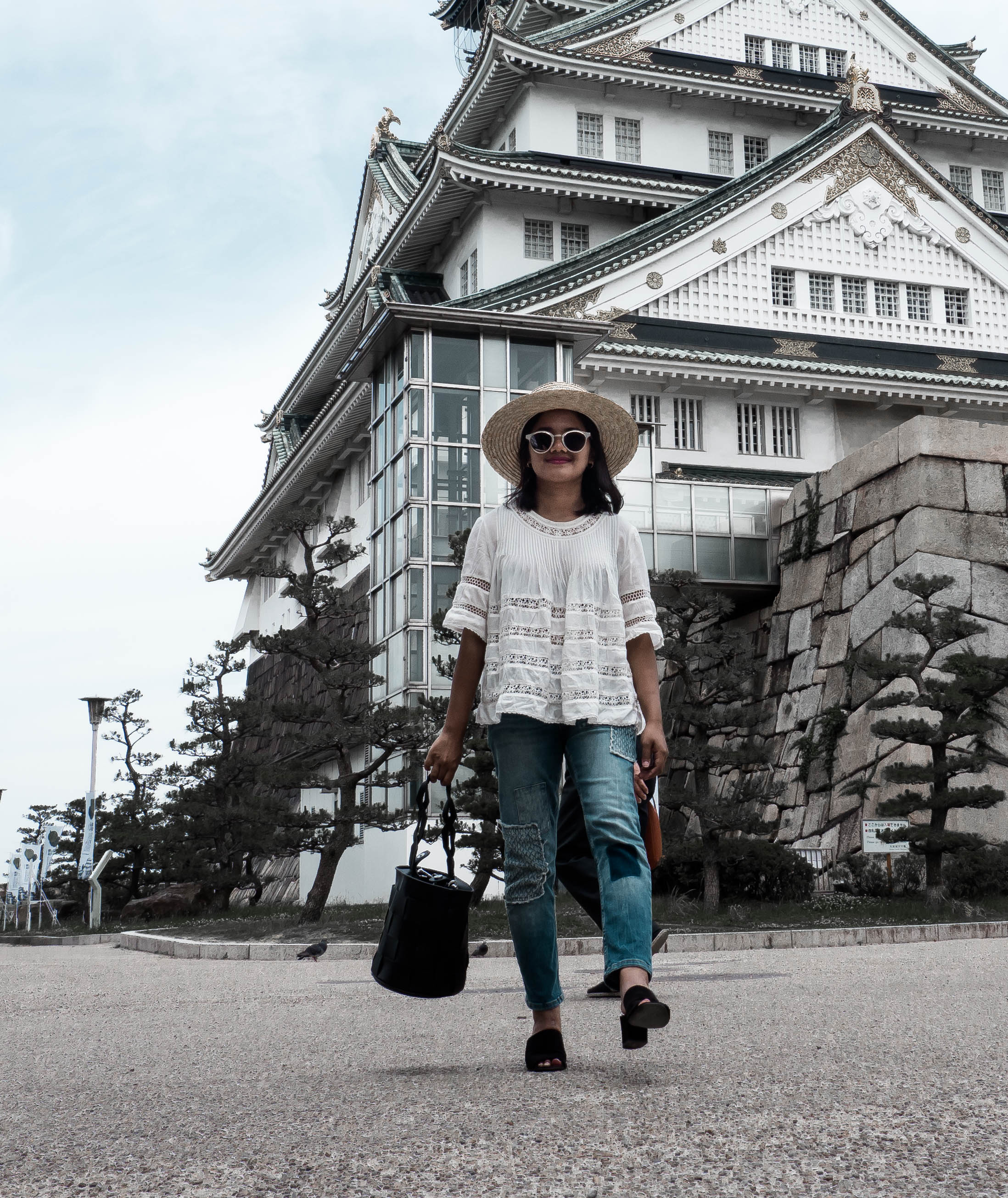Osaka Castle Outfit-2.jpg