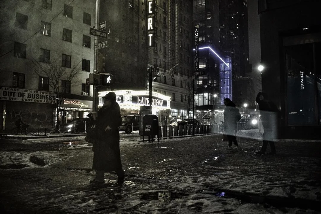 Arriving to beautiful #nyc &hellip; 
Lovely weather no? Lets go for a walk&hellip;
#omarcruzphoto #strangers