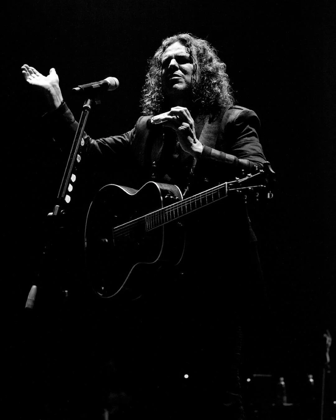 Fher
@manaoficial 
San Juan 2011
#omarcruzphoto #guitars #personalwork #music