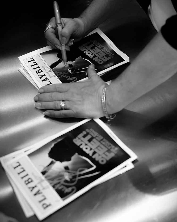 Admiration, respect, inspiration&hellip; 
@gloriaestefan @EmilioEstefanjr que orgullo. Hoy definitivamente los admiro mas que ayer. #onyourfeetbway #nyc