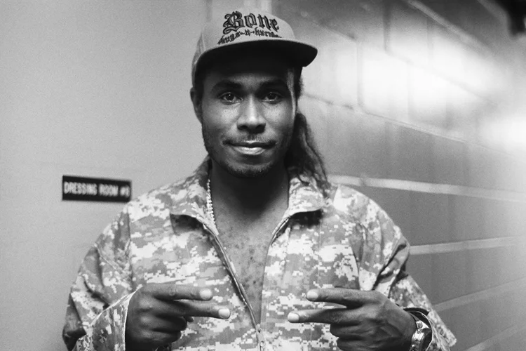 FLESHNBONE © Anna Delany.jpeg