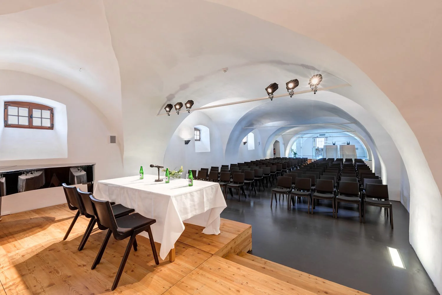 esterhazy-folder-events-location-foto-hafenscher-eisenstadt-lackenbach-forchtenstein-09.jpg