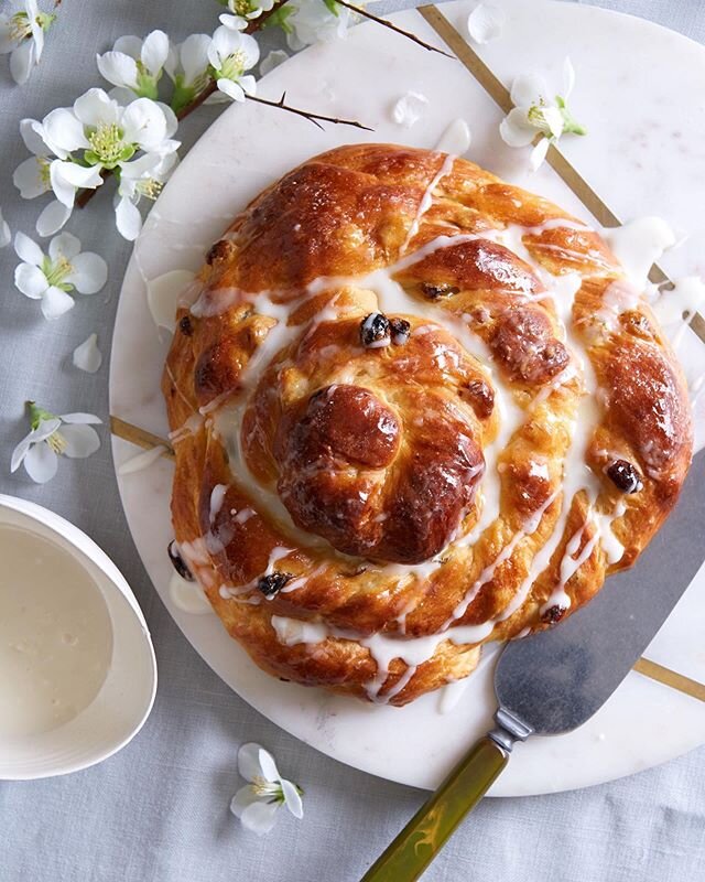 Because bread is the breakout star of quarantine, here&rsquo;s a beauty for your consideration: a Croatian pinca loaf. It&rsquo;s a rich sweet bread with rum soaked raisins and lemon zest, a traditional part of Easter celebrations. I&rsquo;ve always 