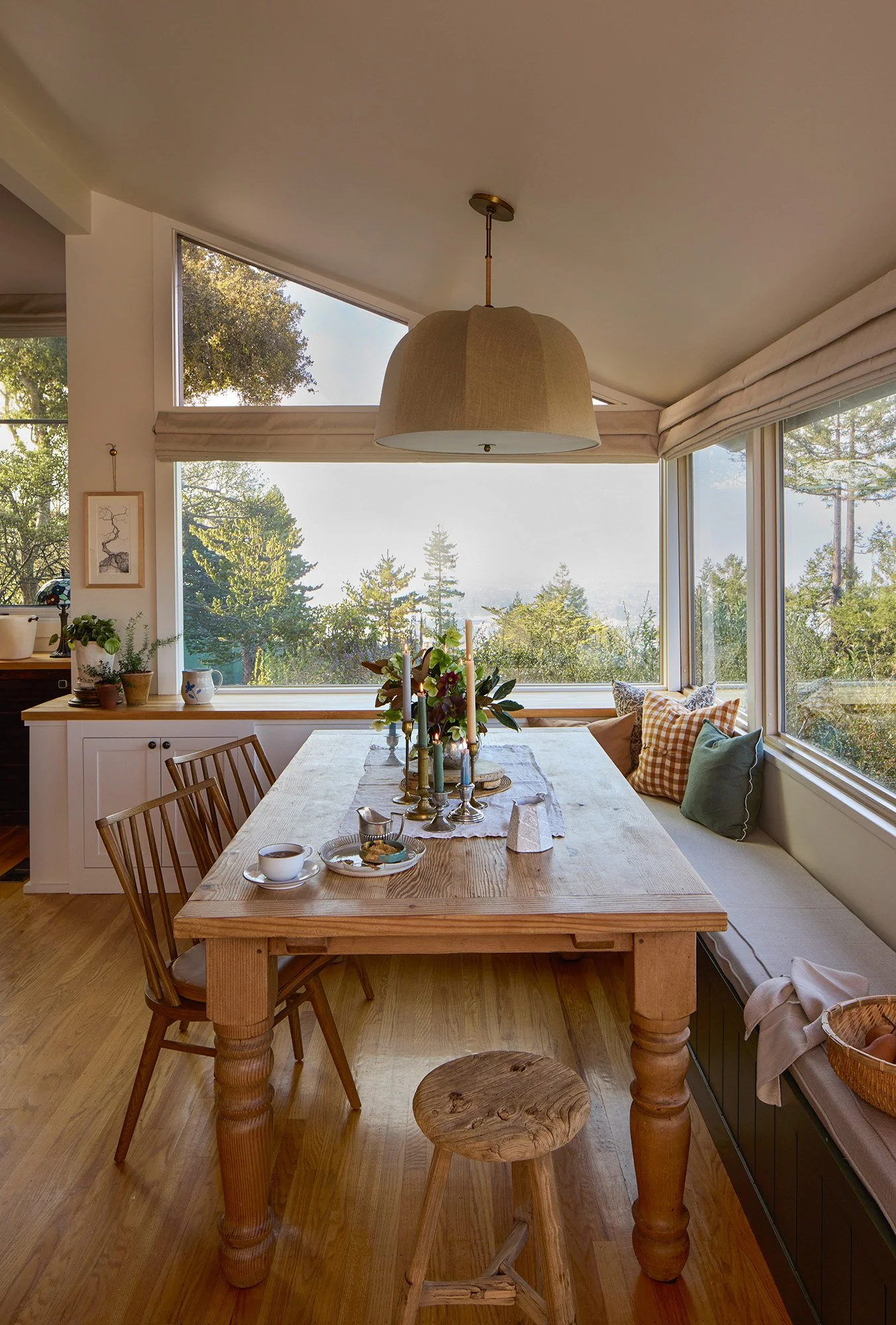 DiningTable_V3forestagain_NTEdit.jpg