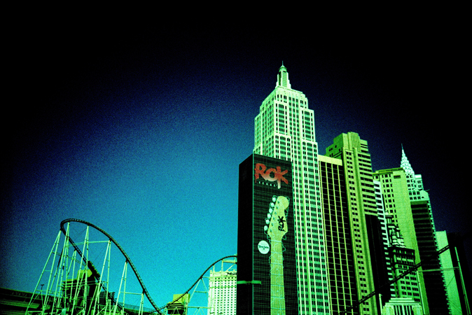 VegasLomo1_01.jpg