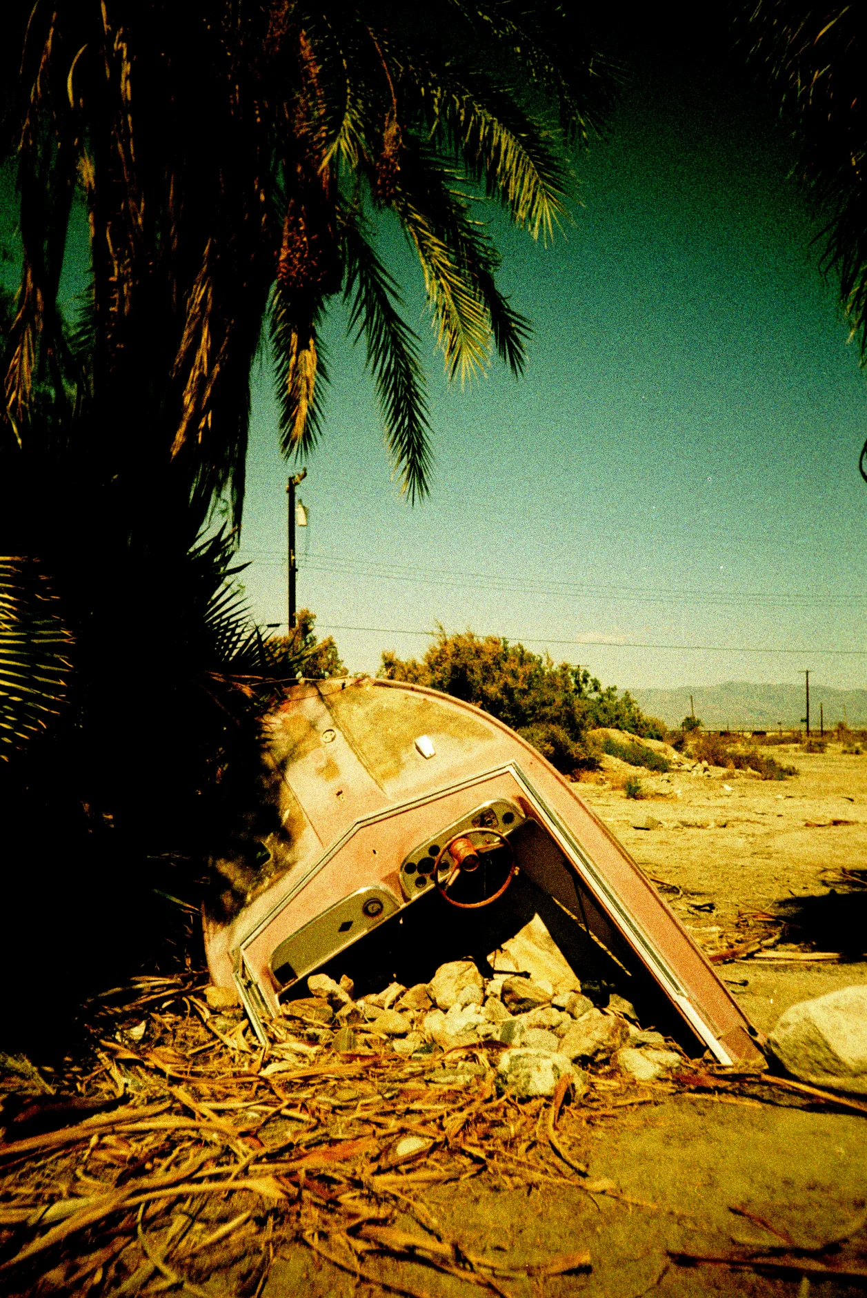 Salton Sea . Lomo LCA Series