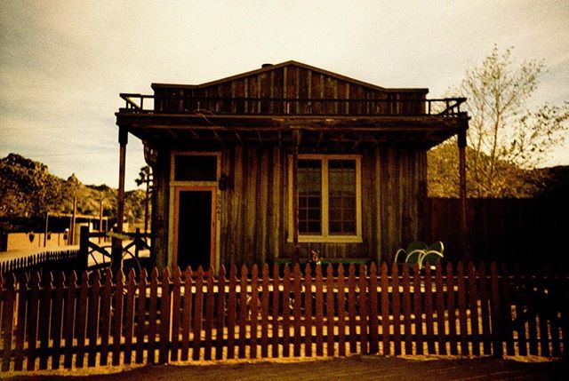 wild wild west #analogphotography #analog #35mm #filmphotography #filmisnotdead #film #lomography #lomo #lomolca #neverstopexploring #analogforever #socal #desertlife #wildwildwest #pappyandharriets #californiadesert #exploremo