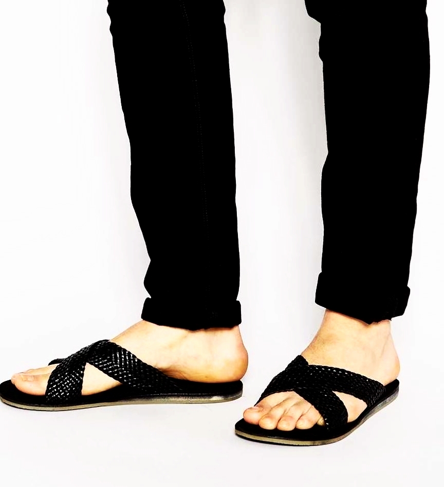 IOJGad-Canada2016-Sandals-MenDune-Crossover-Leather-SandalsBlack-Shoes-QWMS2001132.jpg