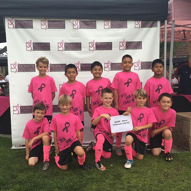 B08 Fallbrook Villa FC showing their pink spirit. #kickinitchal