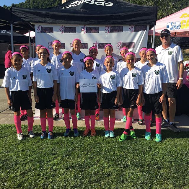 G05 Poway Vaqueros - cooling headbands for a hot day at at the field.