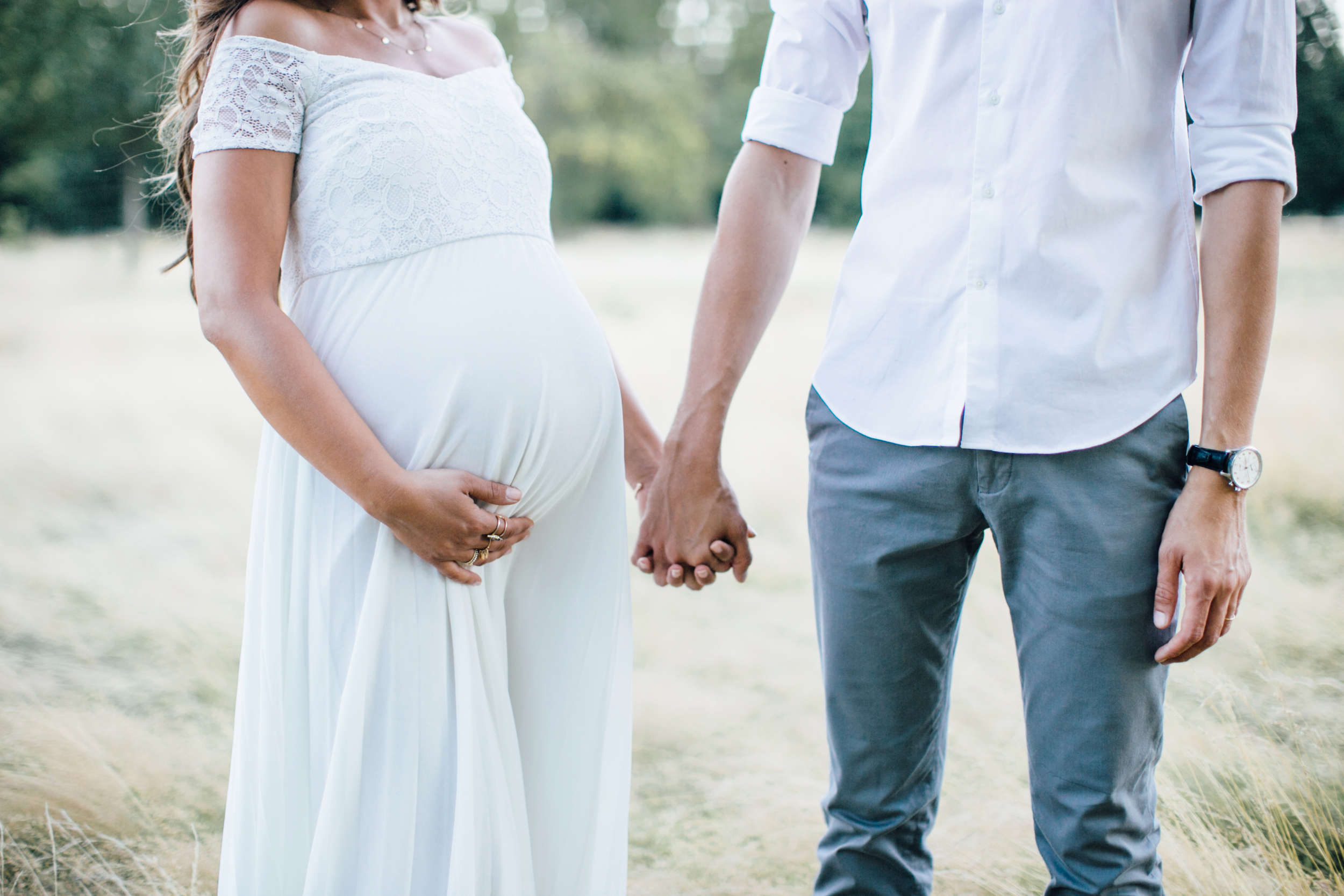Pregnancy photoshoot and film for Mimi & Alex