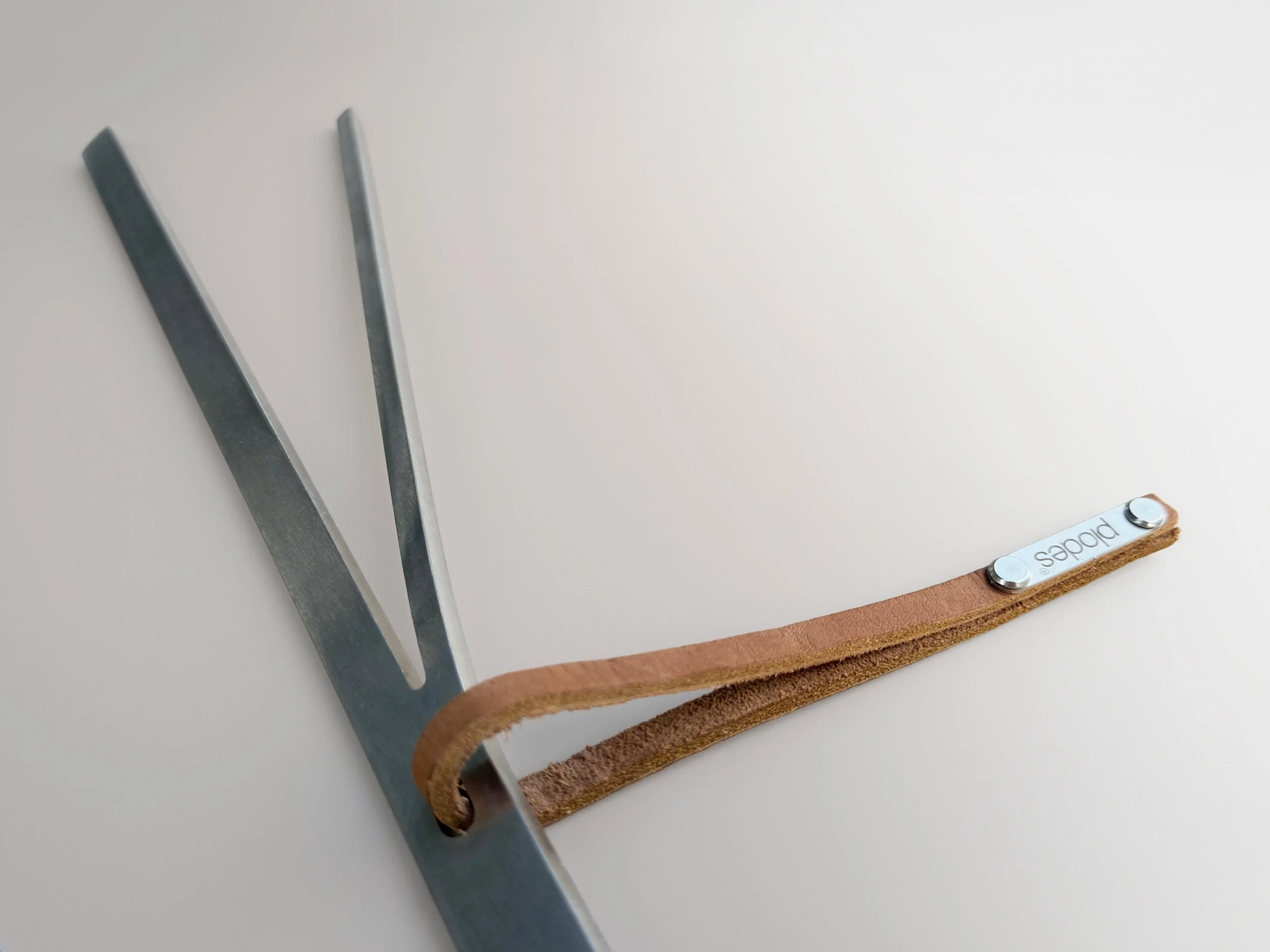 plodes branch handle close-up.jpg