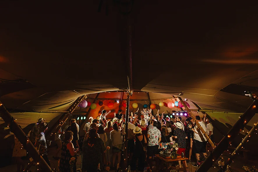 fiesta-fields-spirit-lake-tipis-5.jpg