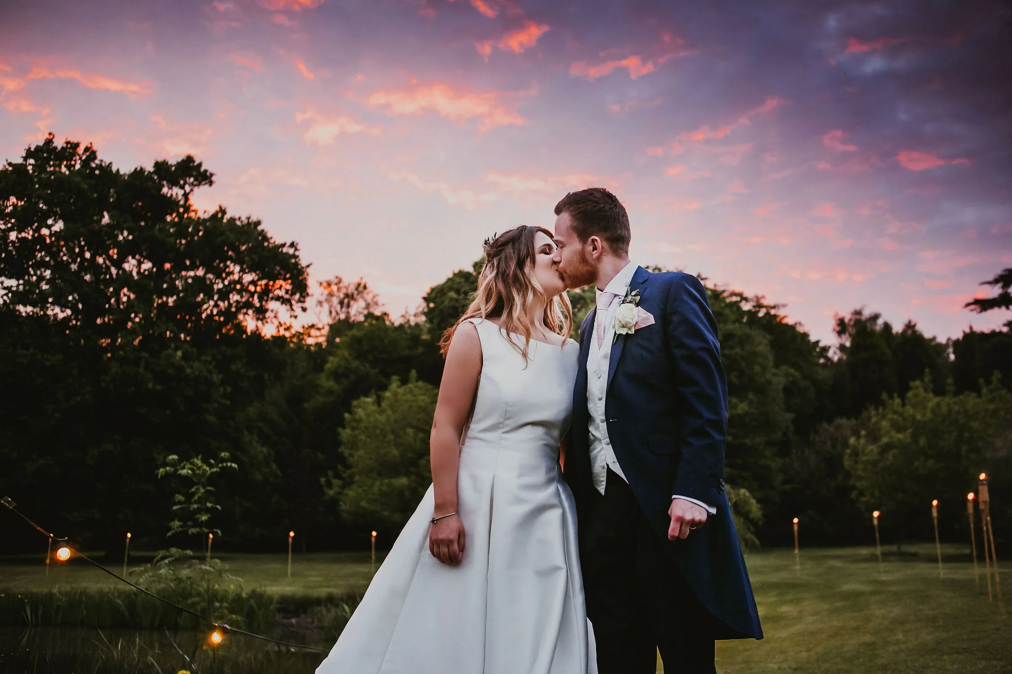 fiesta-fields-louisa-thomas-blog-couple-shots-magic-hour-abigailwhite.jpg