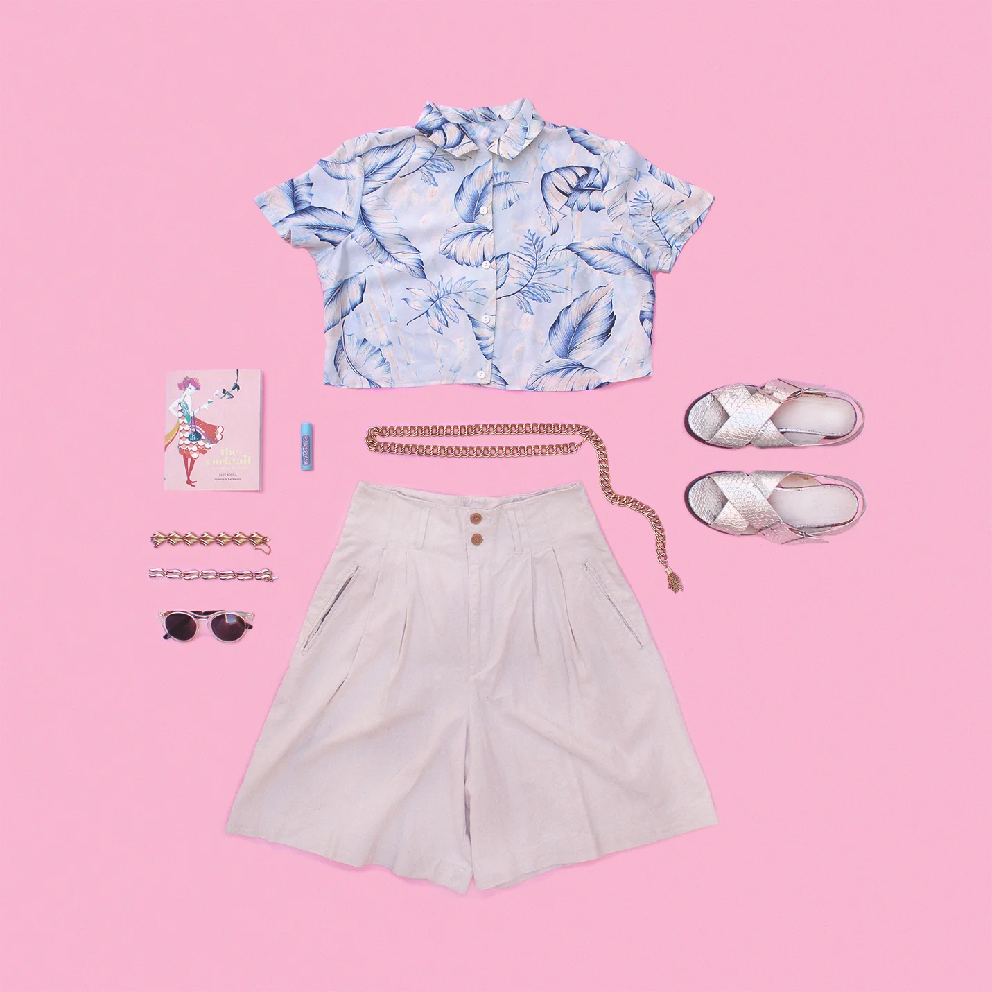 new_outfit_flat_square.jpg