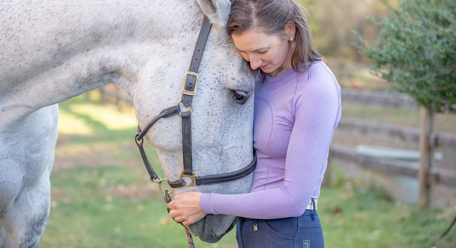 FOM-Laurian-Horse-Embrace-Crop-Web.jpg