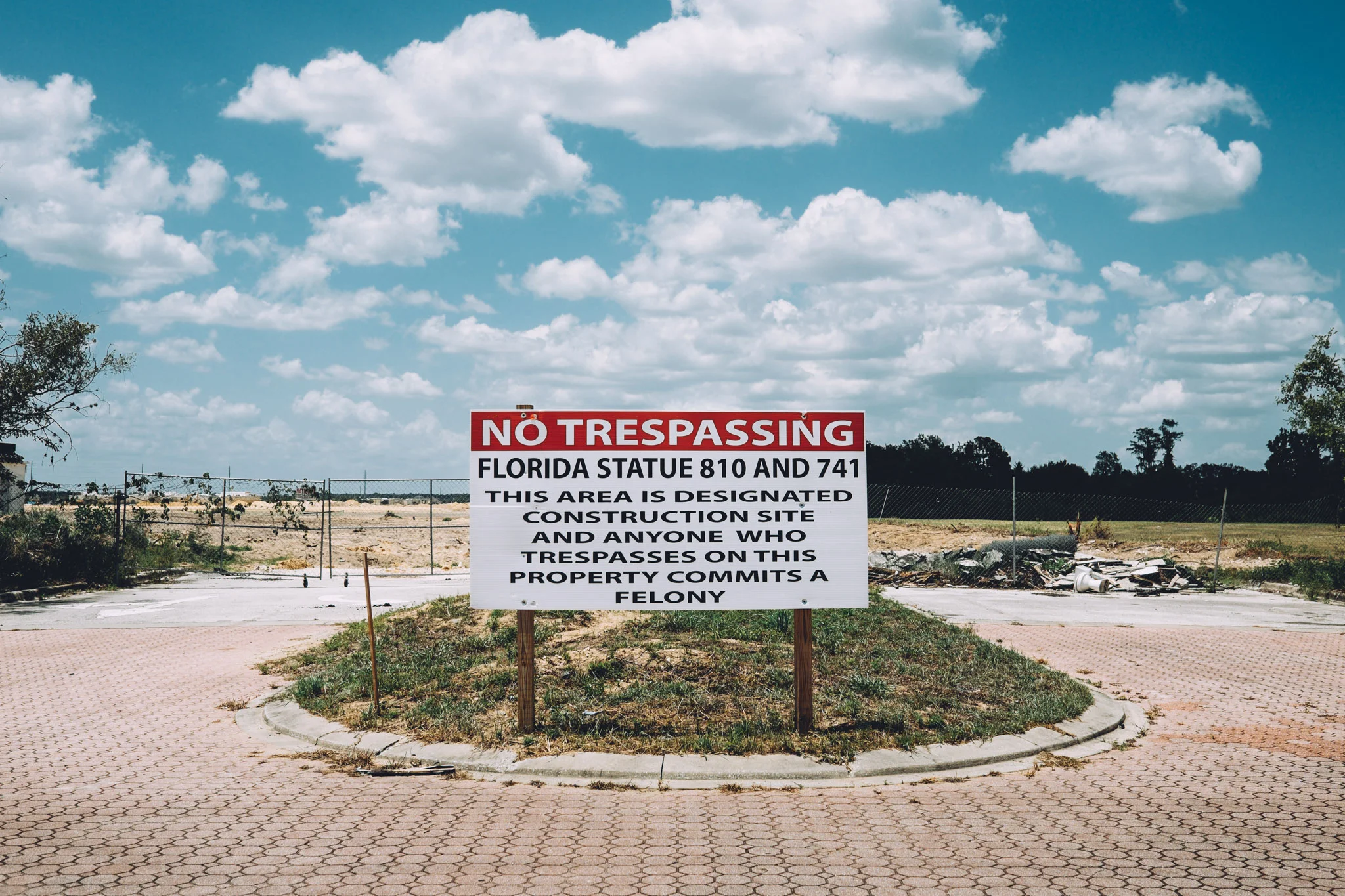 No Trespassing.