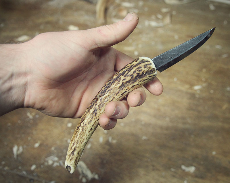 How to Make a Knife Handle Out of Deer Antler