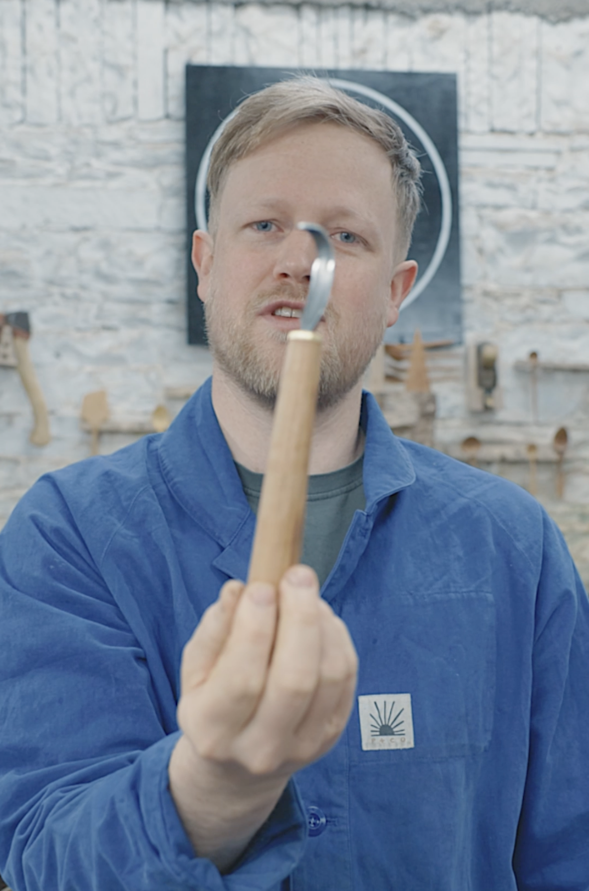 Éamonn O'Sullivan shows off his new Hewn Hook knife