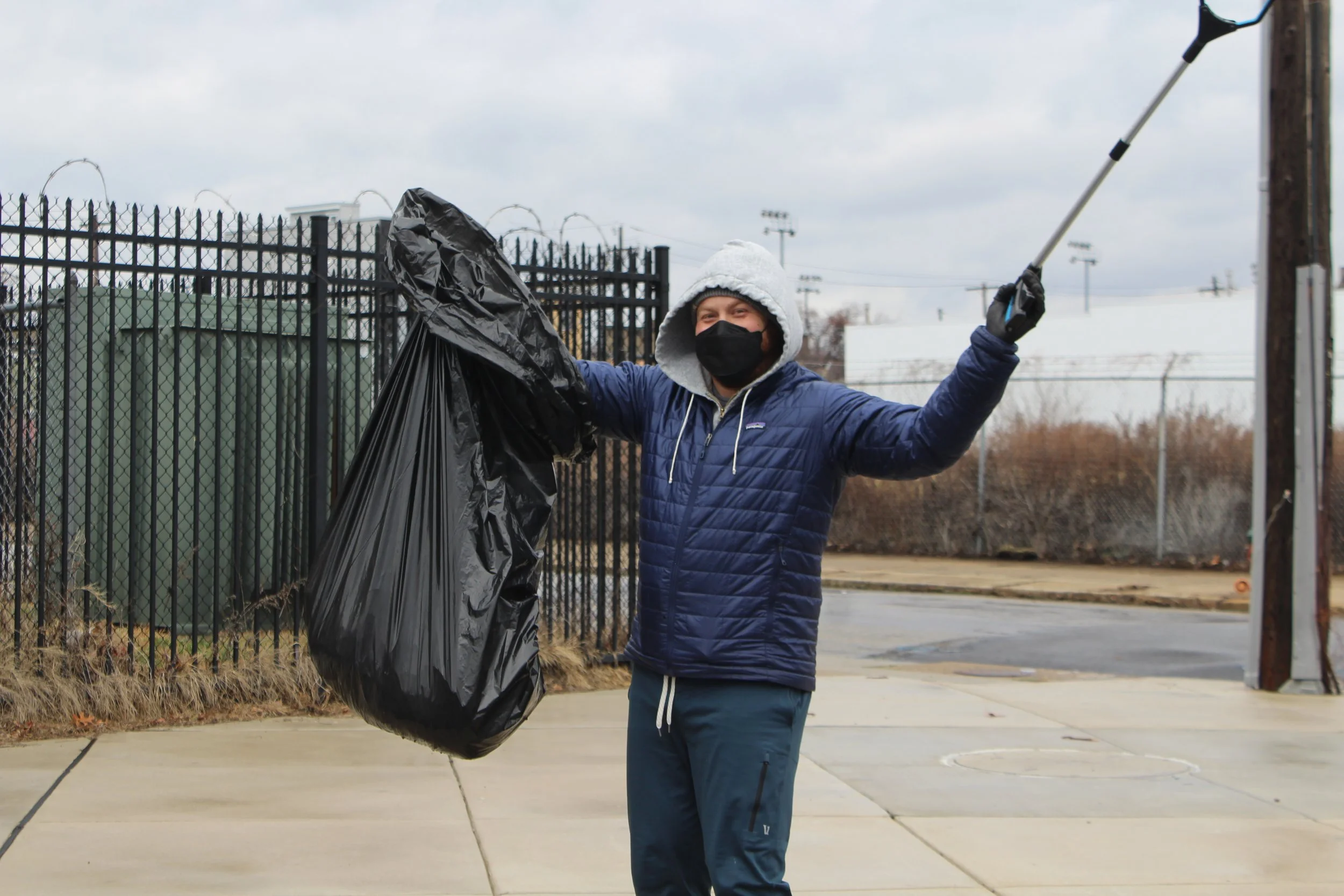 KSC Cleans Up the Neighborhood For MLK Day 