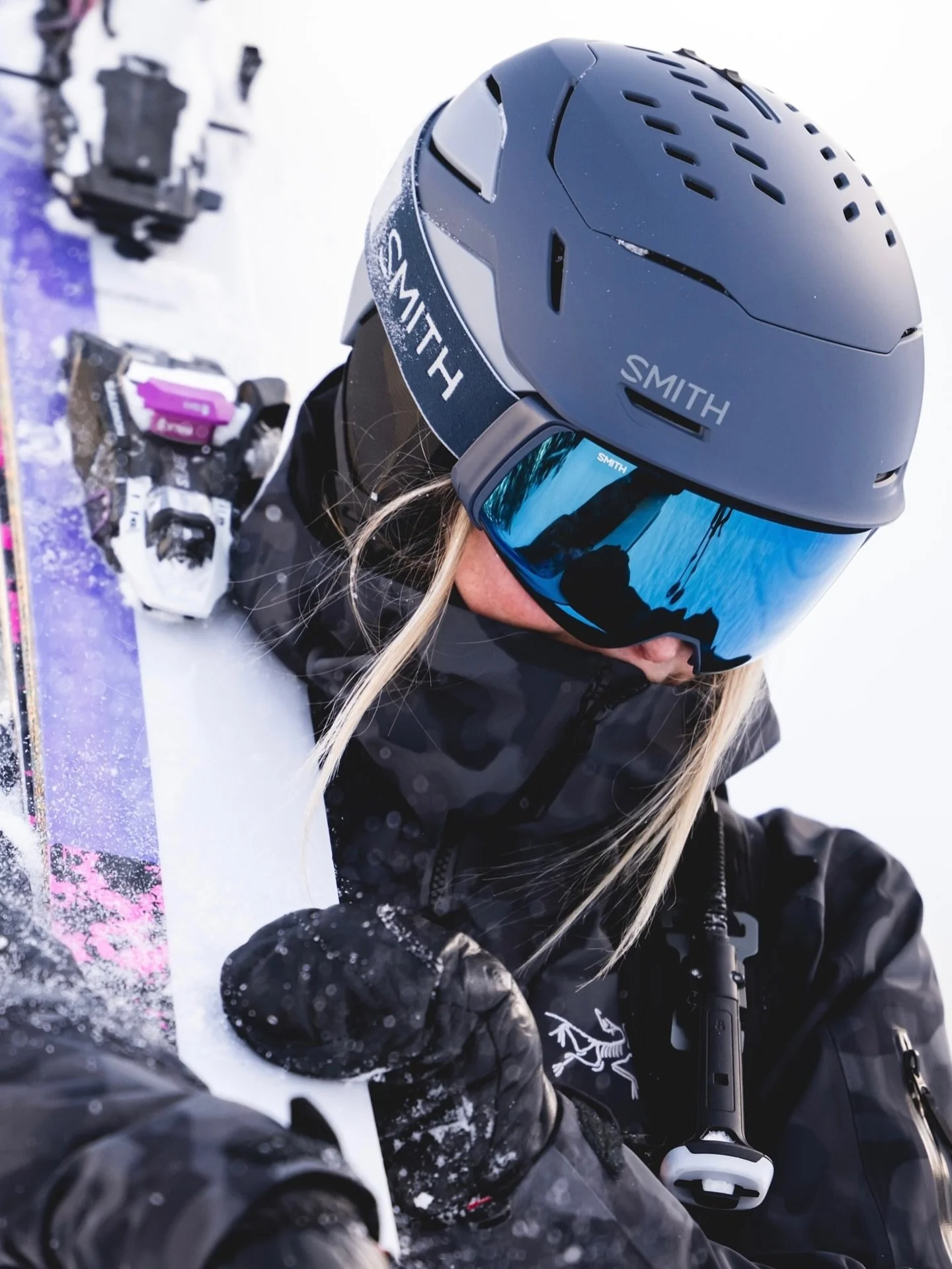 Since day 1 innovation has been the heartbeat of SMITH. Born on the mountain, built in the lab, available at our stores.
&nbsp;
From game-changing goggles to groundbreaking eyewear, Smith have never stopped pushing what&rsquo;s possible.

Visit our s