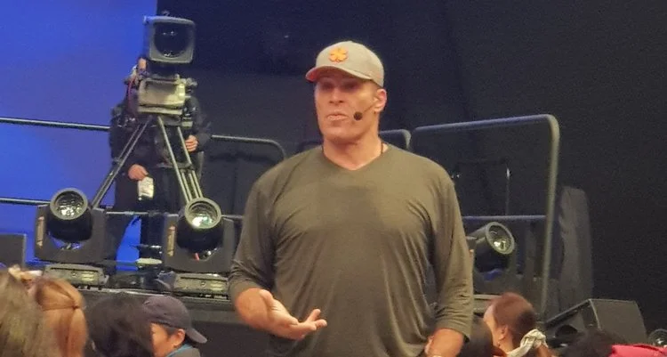 I met Tony Robbins and I loved him!!!