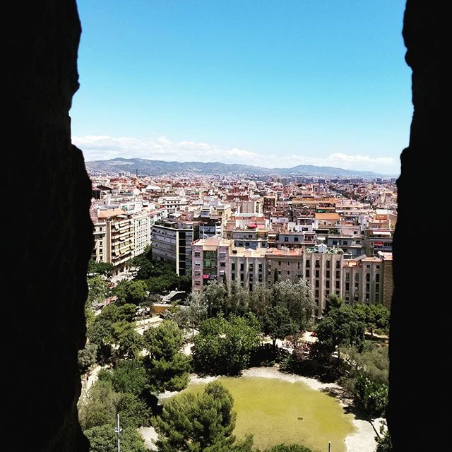 We are blessed with a visit to the beautiful city of Barcelona.