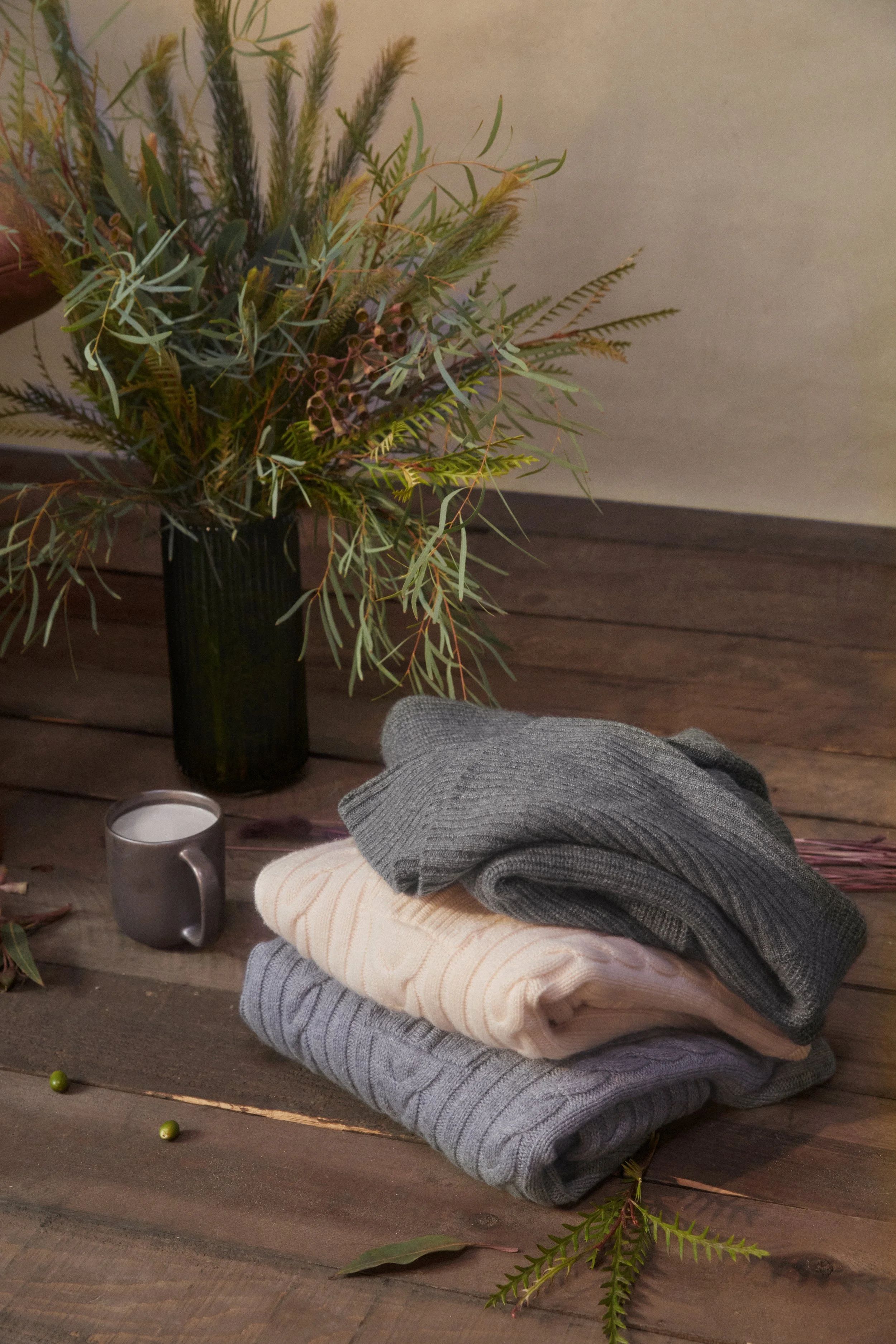 7632H28-4478_EVONNE SWEATER-HEATHER GREY_7552H27-7363_MAYLENE SWEATER-IVORY_7552H27-4478_MAYLENE SWEATER-HEATHER GREY_7514K19-7912_0073.jpg