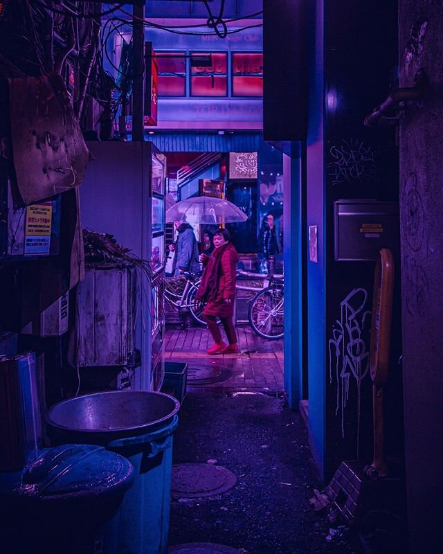Walking in the hidden alleyways in Shinjuku on a rainy night. 
#NightPhotography #streetphotography #japan #canonphotography #canon #canonusa #shinjuku #tokyo #night #neon #lights #travelphotography #travel