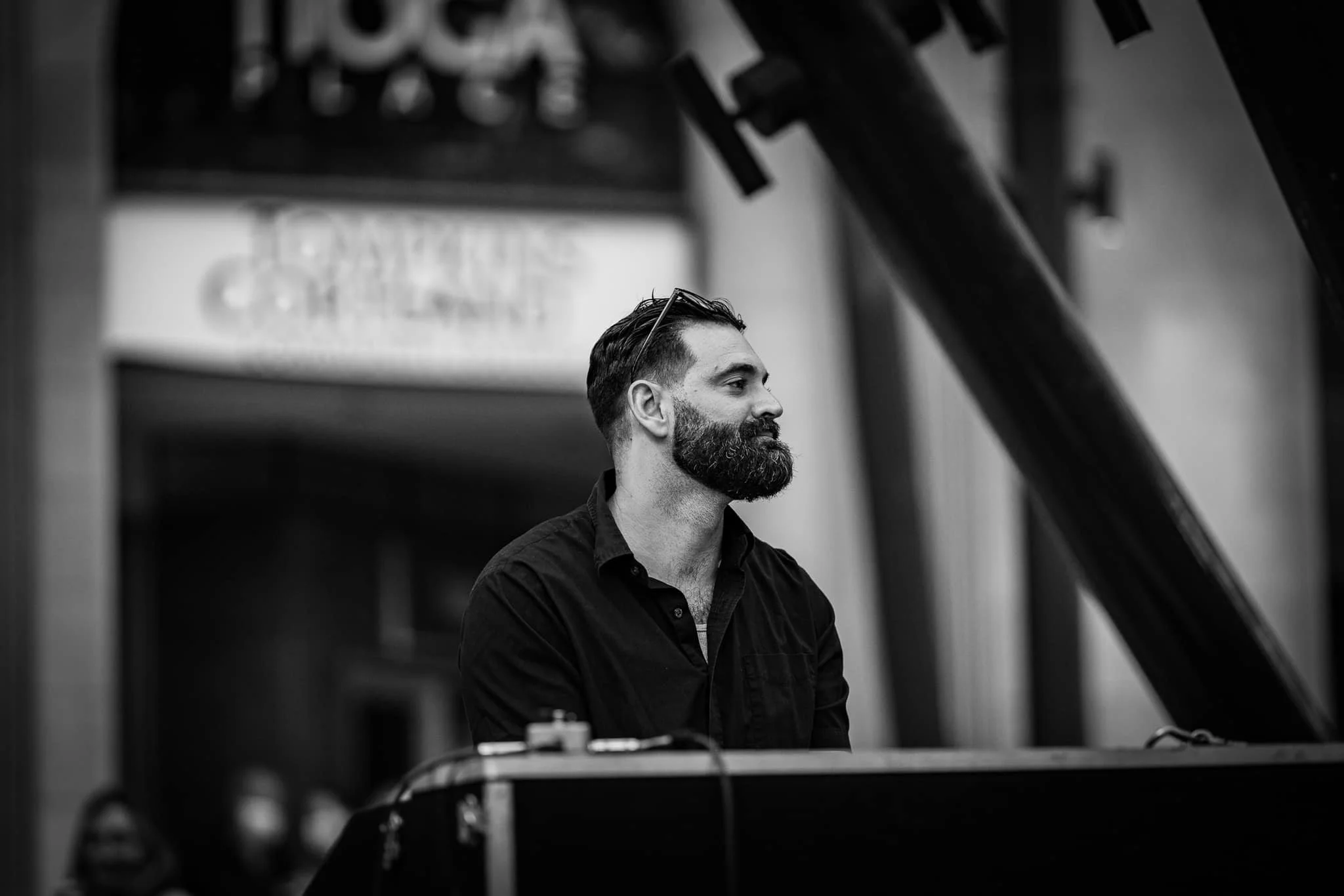 Road Man/Jon Petronzio at South Hill Cider