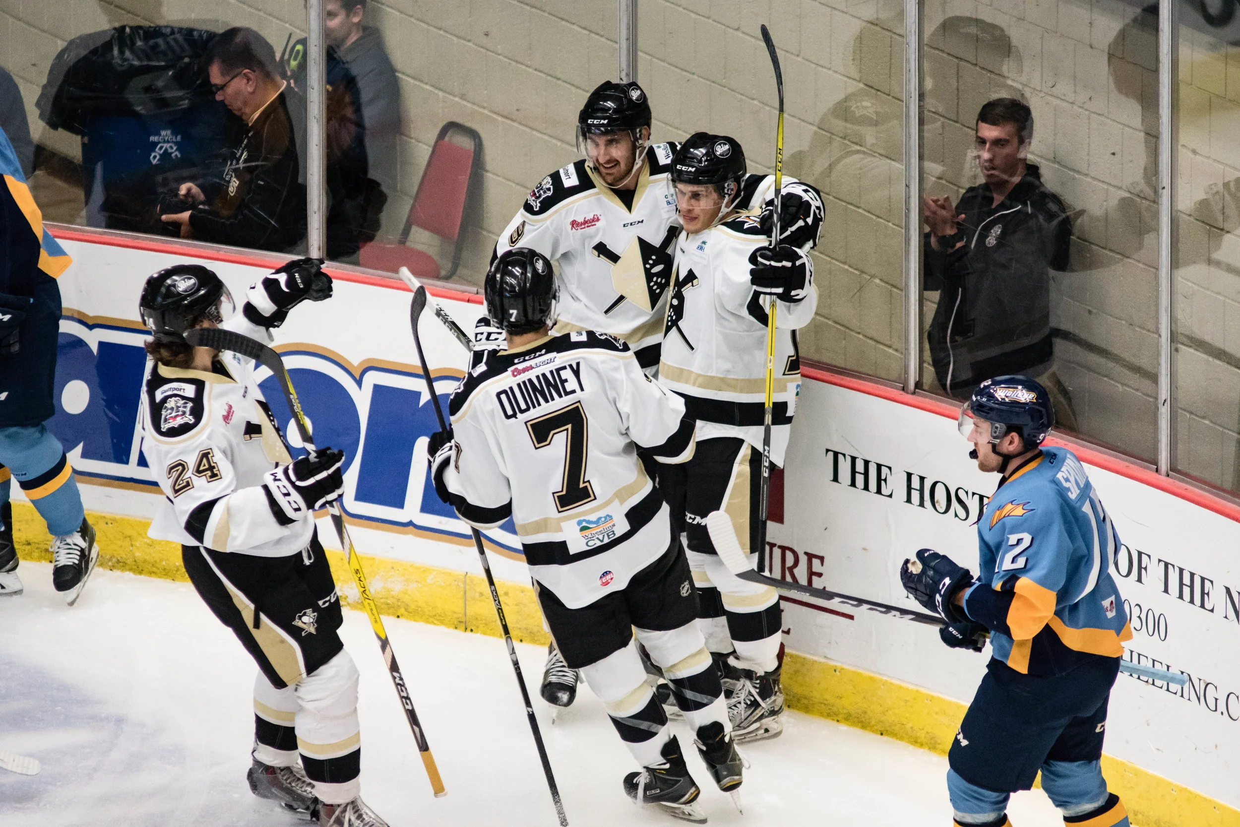 Nailers_Walleye_11-4-16-100.JPG