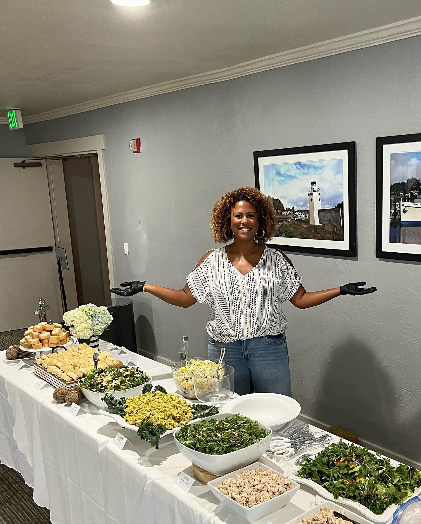 Lauren is the definition of humble greatness. Everything she touches come to life and she truly knows how to make everyone in her presence feel seen. Today she catered for a group of 85 +women🙌🏾 Her garden to table salads with smoked chicken (by yo