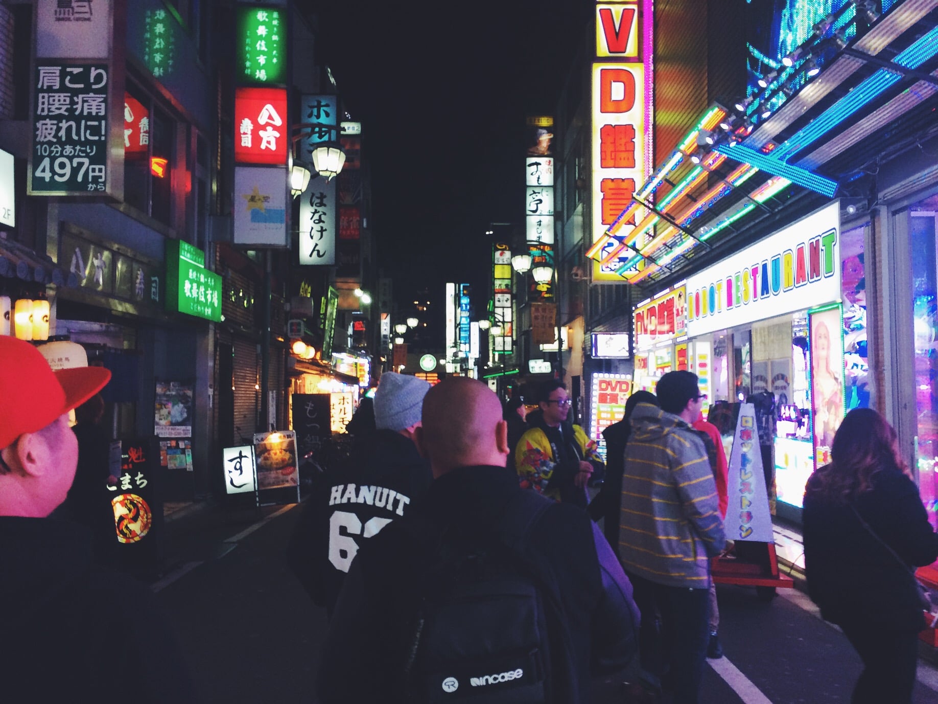 At this point we're tired and my feet hurts, night life in Shenjuku. Where dudes soliciting God knows what on the streets. 