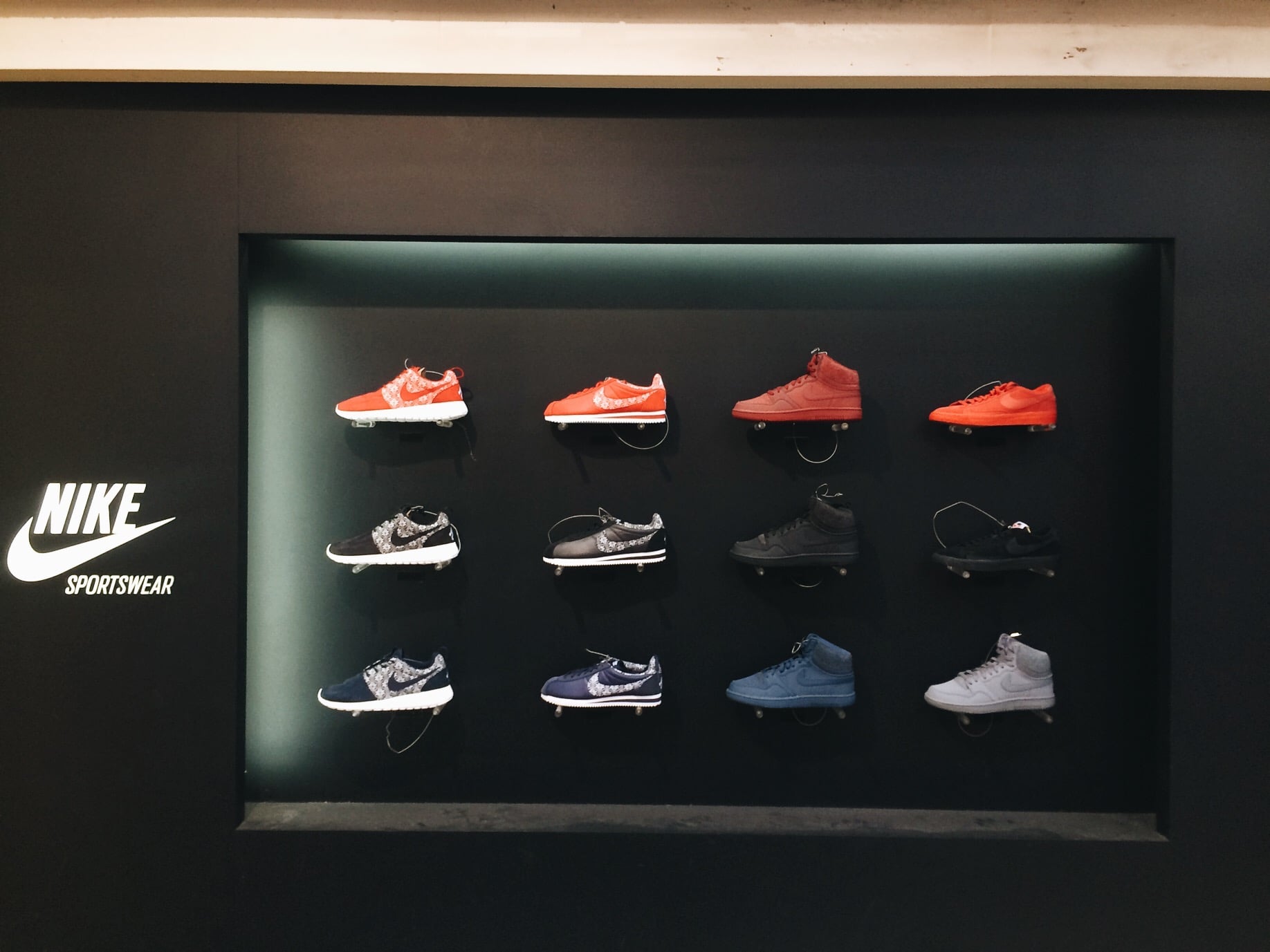 This is an outdoor Nike display, pretty cool. No glass. 