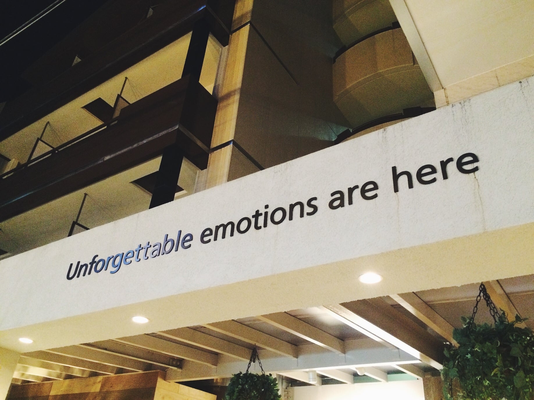 I'd like to stay at this hotel haha. 
