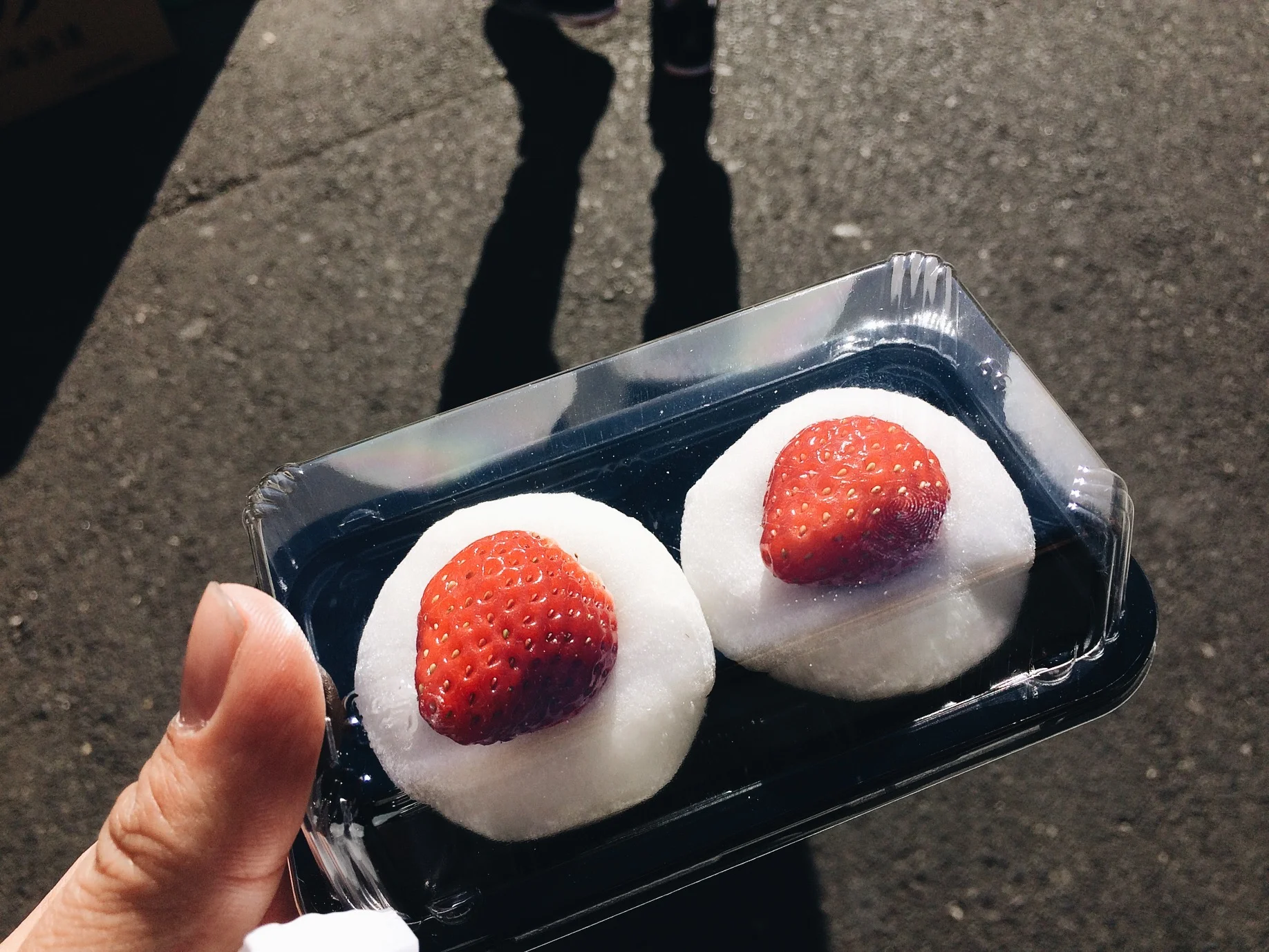 This mochi was probably the only thing I liked from the fish market haha. 