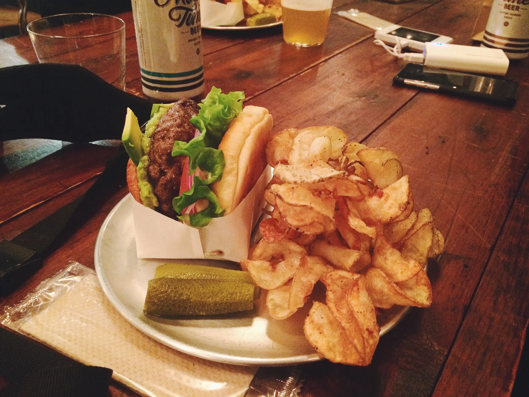 We didn't do burgers out in Japan, afraid it wouldn't be good. But you have to try their burgers, it was fucking delicious. So delicious that the first word from Robert's mouth this morning was "damn the burger was good." 
