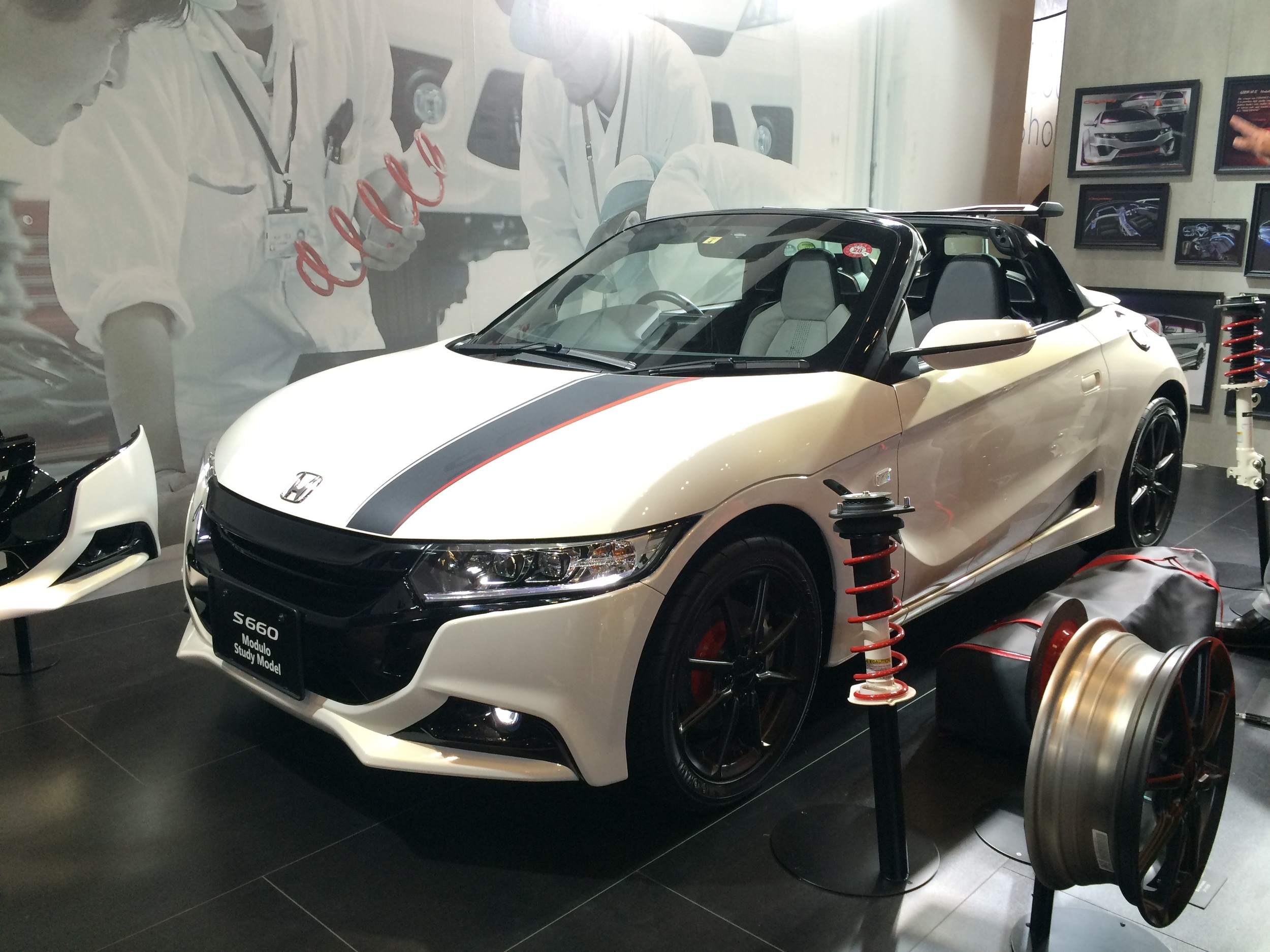 The Modulo Honda s660 ladies and gentlemen. 
