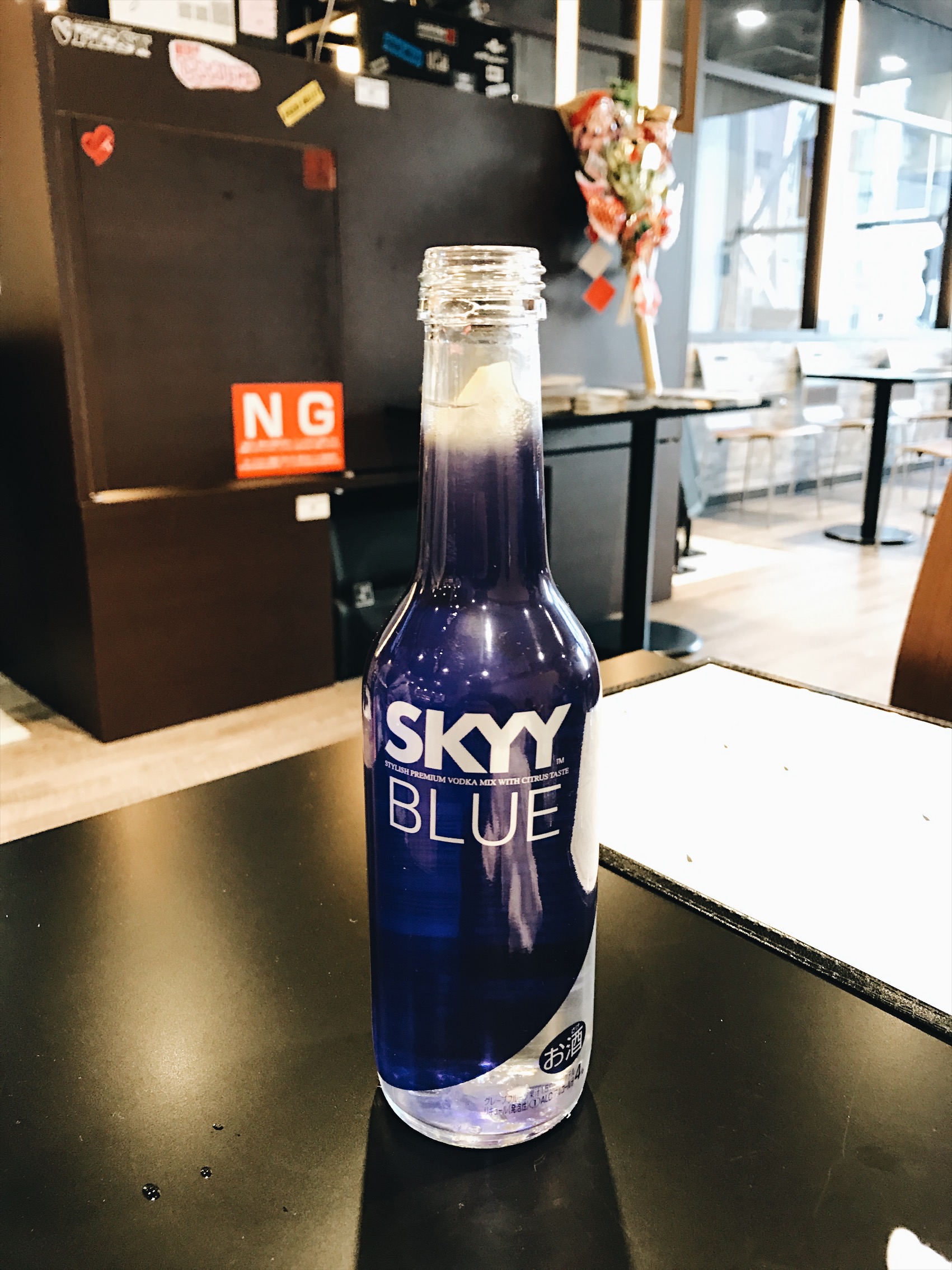 The guys went to the third floor for beers and air soft guns. Who remember this drink? I don't hahaha. 