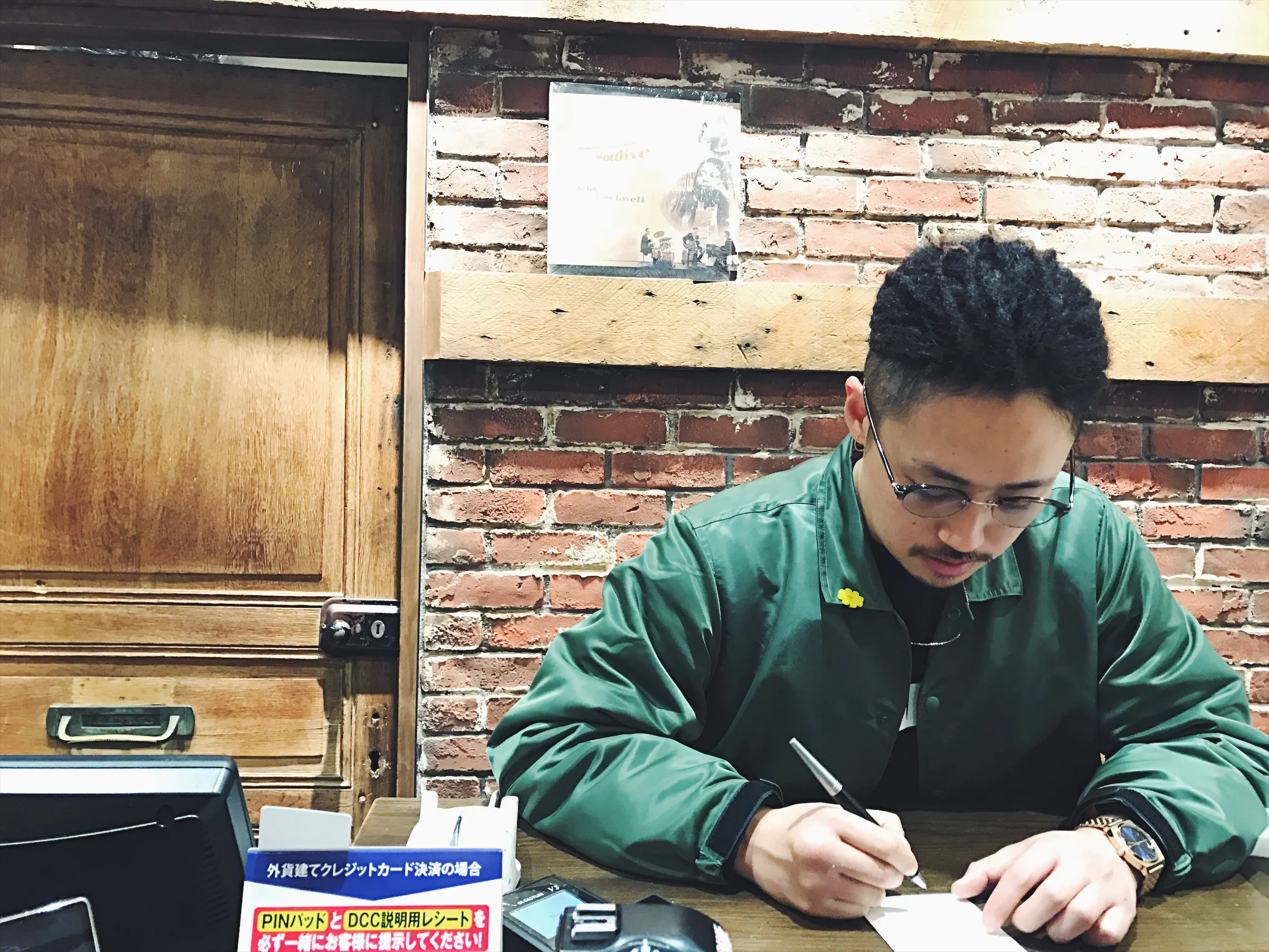 Met some locals from Xlarge, took some pictures and exchanged social media and website. 
