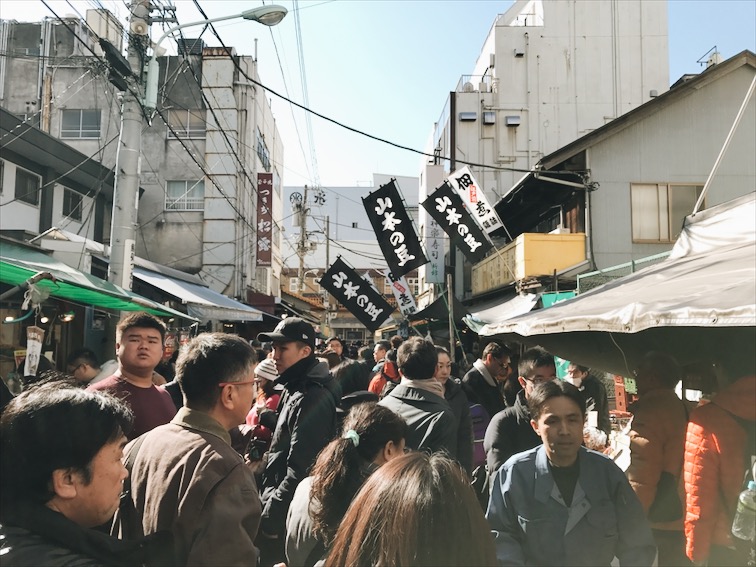 Walked around the fish market to work up an appetite haha. 