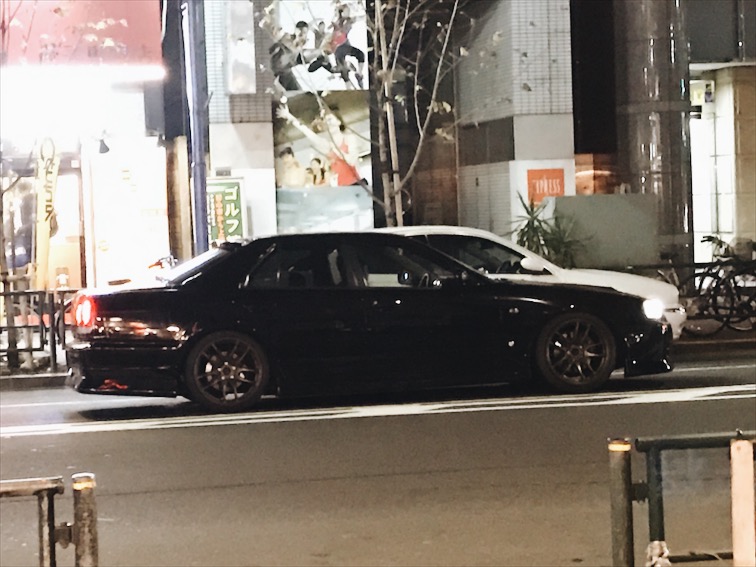 From my window I spotted this R34 sedan B, Hard. 