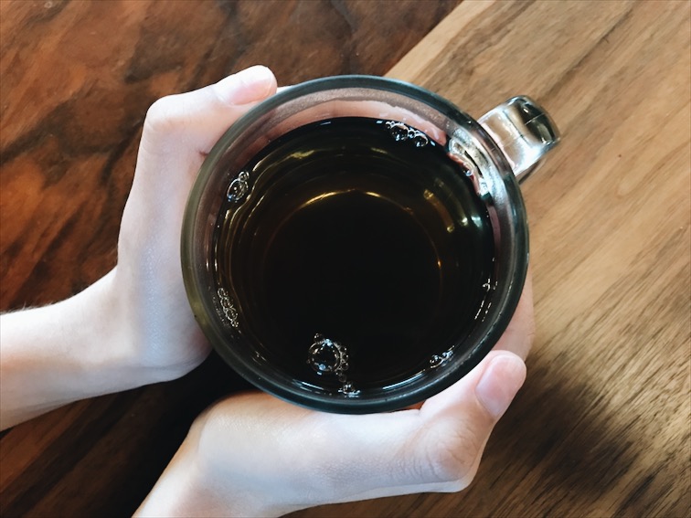 Glass stayed hot but the tea was just warm enough to drink. 