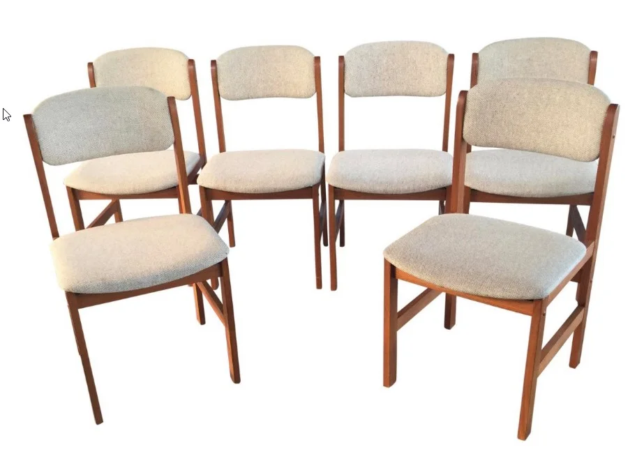 chairs.jpg